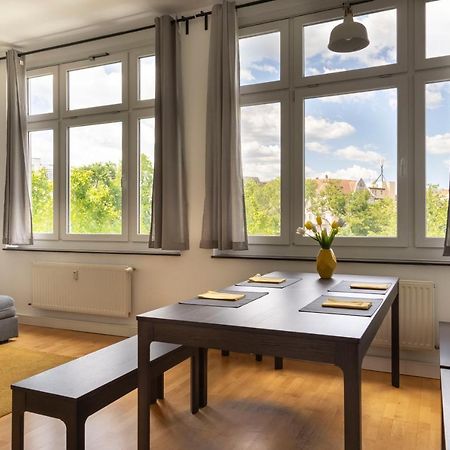 Central +3Br +Big Living Room Next To U-Station Берлин Экстерьер фото